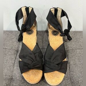 Ugg espadrilles sandals size 9
